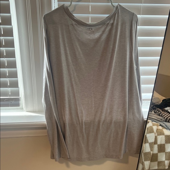 Gray Long Sleeve Women's Top - Picture 4 of 5